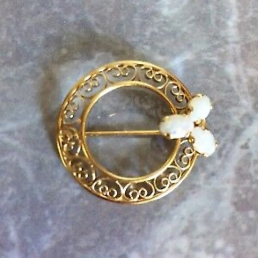Vintage Opal Filigree Wreath Pin 14k Gold Filled